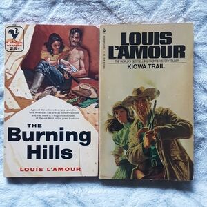 📚 Set Of 2 Louis L'Amour Western Vintage Paperback Books GUC